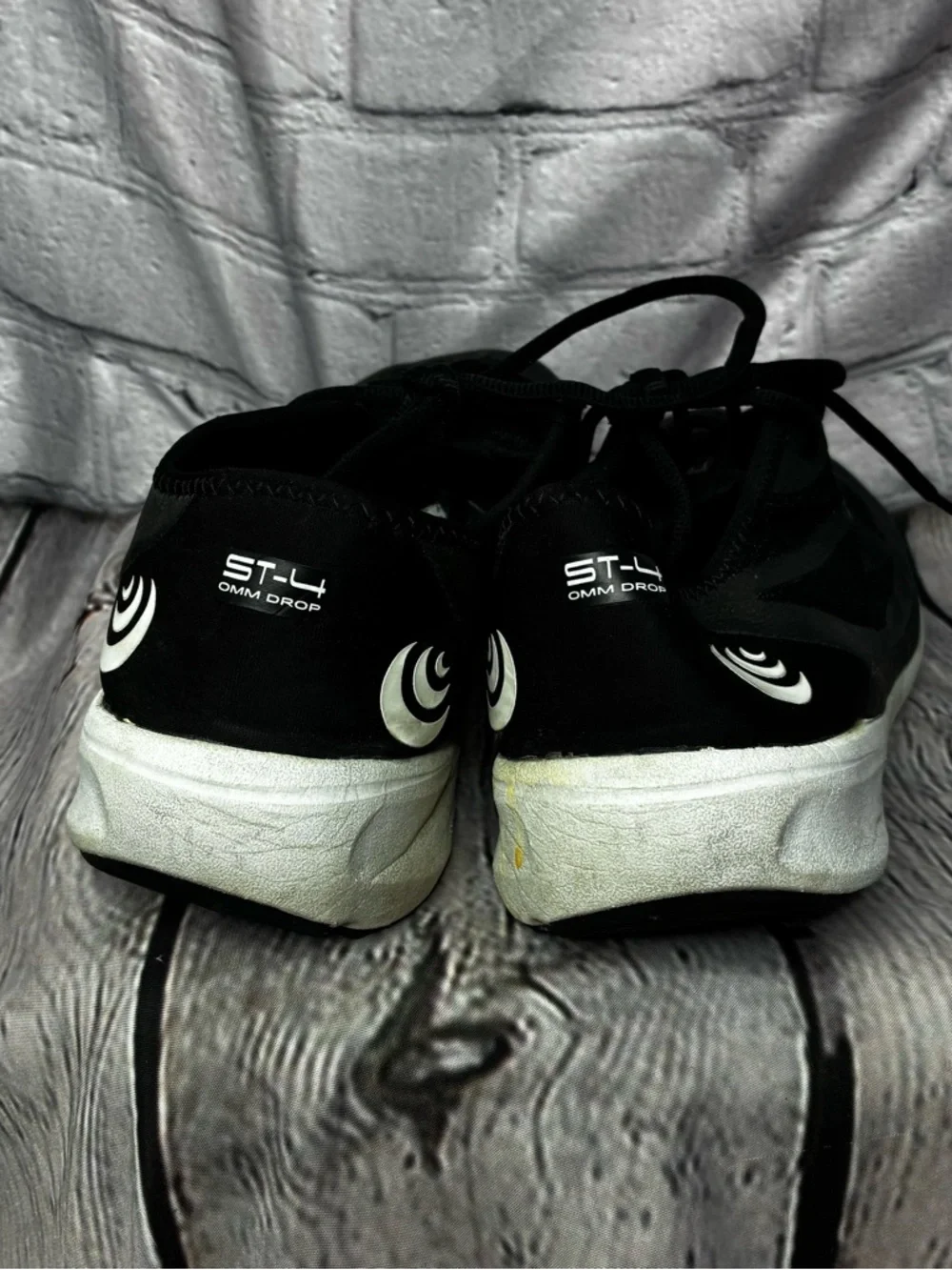 Topo Athletic Shoes ST-4 Black Zero‎ Drop Minimal Road Running Sneakers Sz 11.5